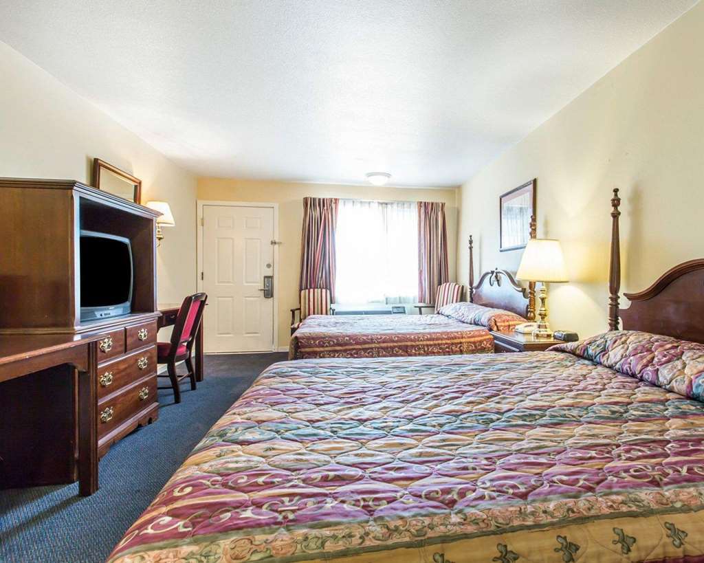 Hotel Abode Redding Habitación foto